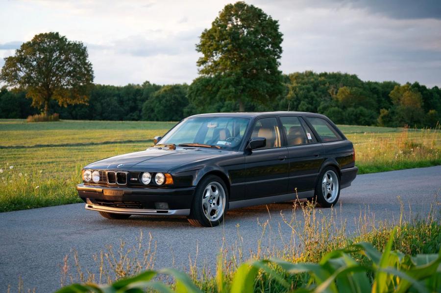  BMW M5 Touring (E34) 1992 года  (EU) (фото 2 из 94)